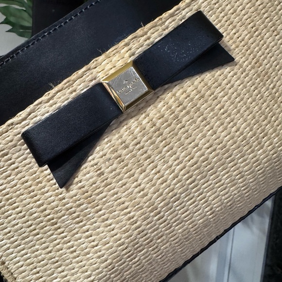 Kate Spade New York Montford Park Straw & Black w/ Gold Crossbody Bag / Purse - Picture 7 of 16